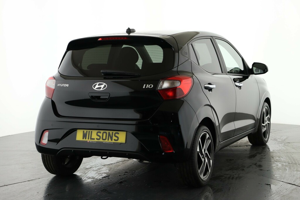 Hyundai I10 1.2 79 Premium Nav LE26FKM Black #2