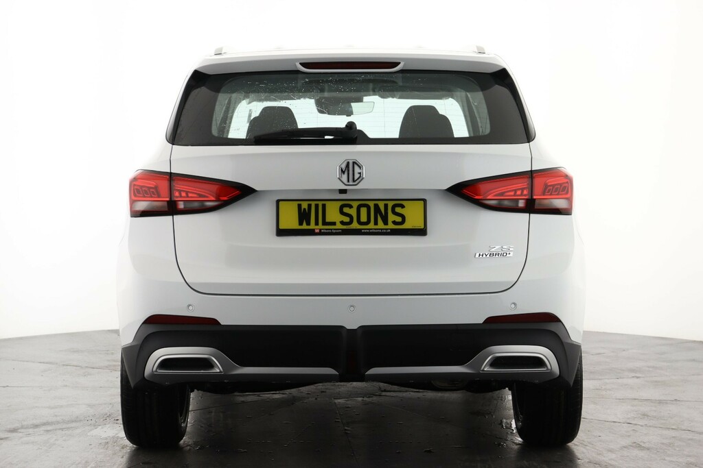 MG ZS 1.5 Hybrid Se White #2