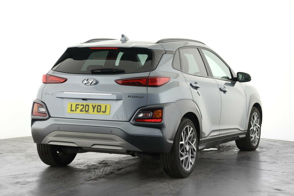 Hyundai Kona 1.6 Gdi Hybrid Premium Se Dct Silver #3