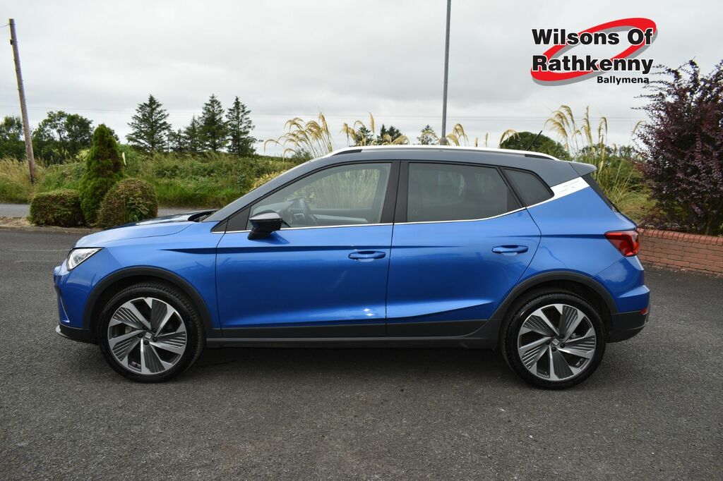 Seat Arona Suv Blue #4