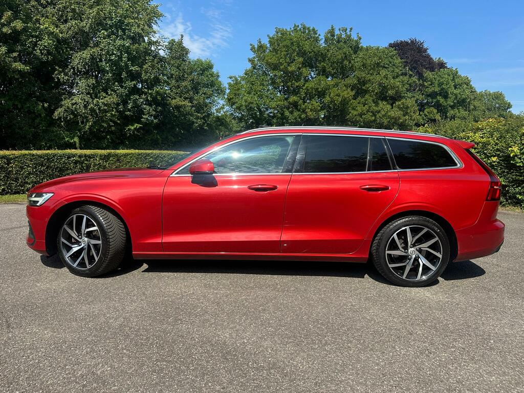 Volvo V60 2.0 D4 Momentum Estate Euro 6 S S KP69LTY #4