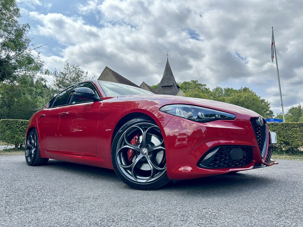 Alfa Romeo Giulia 2.0T Tributo Italiano Saloon Euro #4