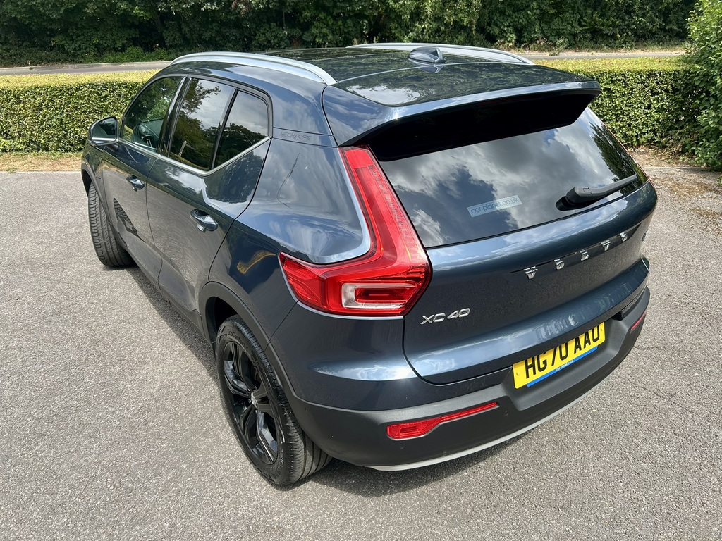 Volvo XC40 T4 Fwd R-design Pro Rear Park Assist Silver #9