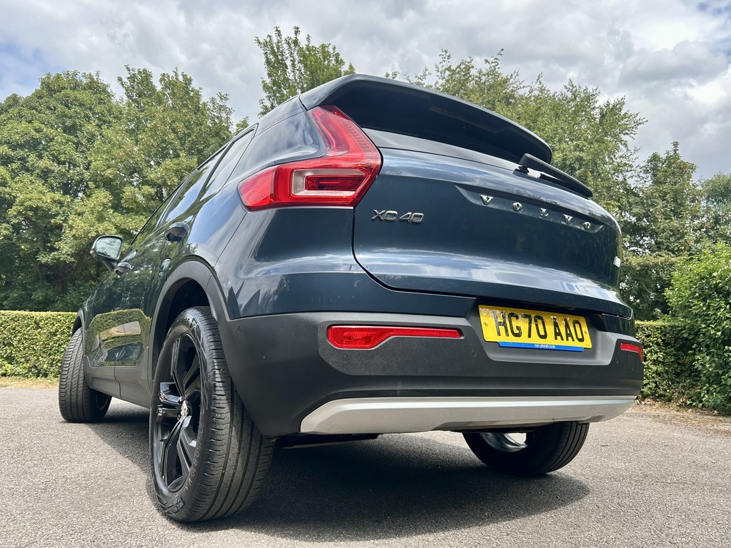 Volvo XC40 T4 Fwd R-design Pro Rear Park Assist Silver #8