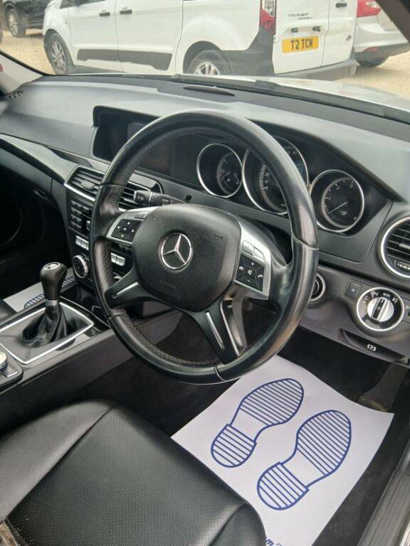 Mercedes-Benz C Class 2.1 C250 Bluetec Sport Saloon G-tronic Red #10