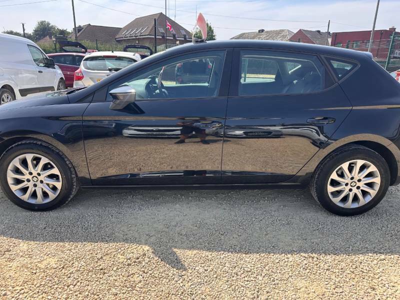 Seat Leon 1.6 Tdi Se 105 Bhp Red #7