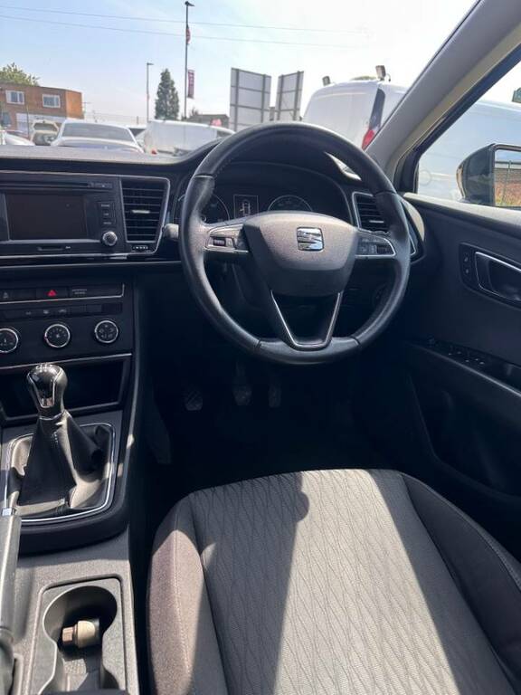 Seat Leon 1.6 Tdi Se 105 Bhp Red #15