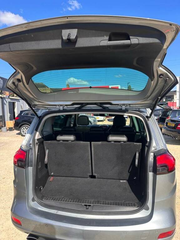 Vauxhall Zafira 1.4L Tech Line 138 Bhp Silver #26