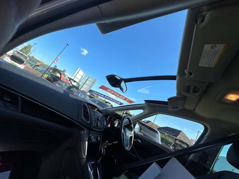 Vauxhall Zafira 1.4L Tech Line 138 Bhp Silver #24