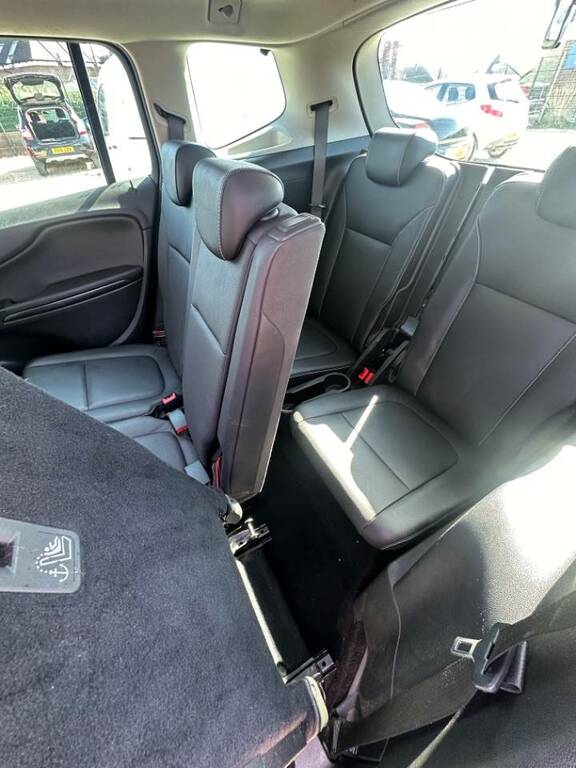 Vauxhall Zafira 1.4L Tech Line 138 Bhp Silver #22