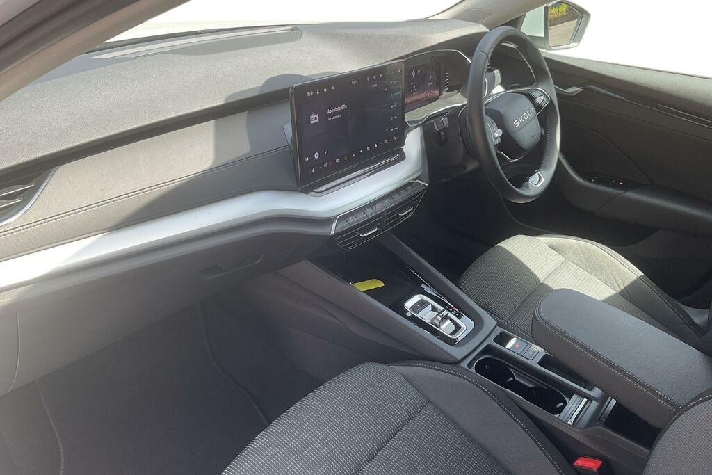 Skoda Octavia 2.0 Tdi 150 Se Technology Dsg GF25OBS White #2