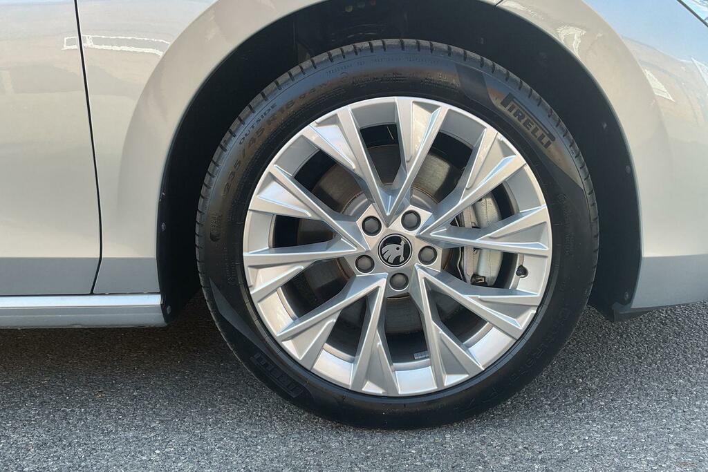 Skoda Superb 1.5 Tsi Iv Se L Dsg Silver #5