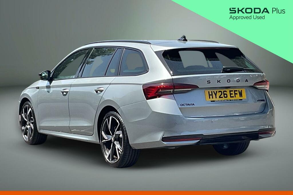 Skoda Octavia 1.5 Tsi 150 E-tec Sportline Dsg HY26EFW Silver #3