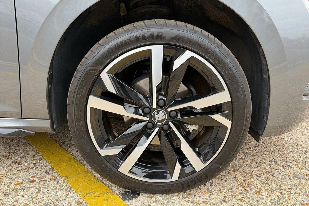 Skoda Kamiq 1.0 Tsi Monte Carlo Edition Dsg EJ75XBU Grey #5