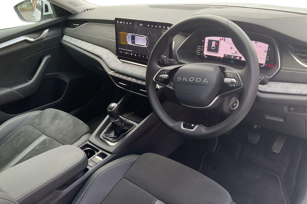 Skoda Octavia 1.5 Tsi 150 Se L EJ75ULM White #6
