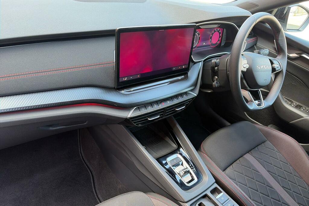 Skoda Octavia 2.0 Tsi Vrs Dsg White #2