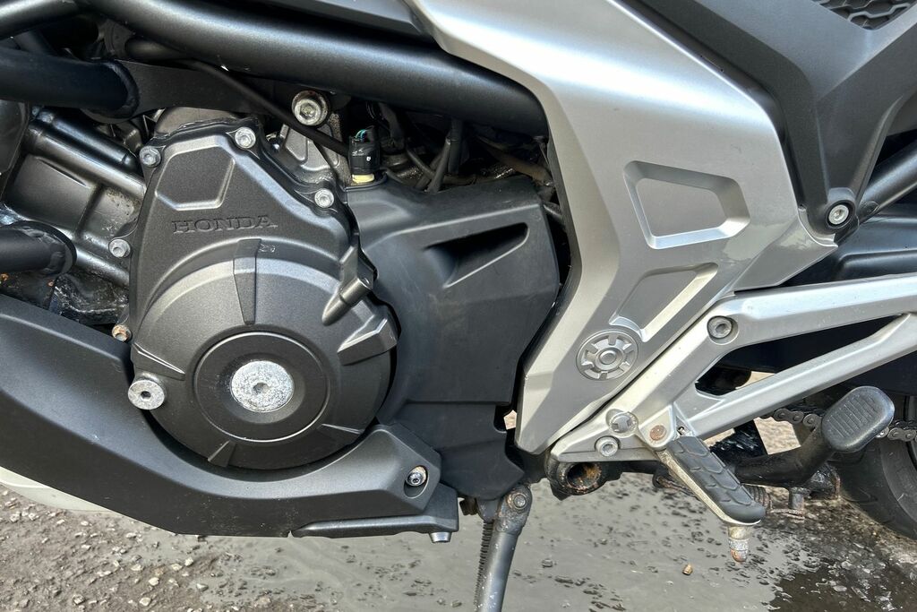 Honda  Crf 1100 White #14