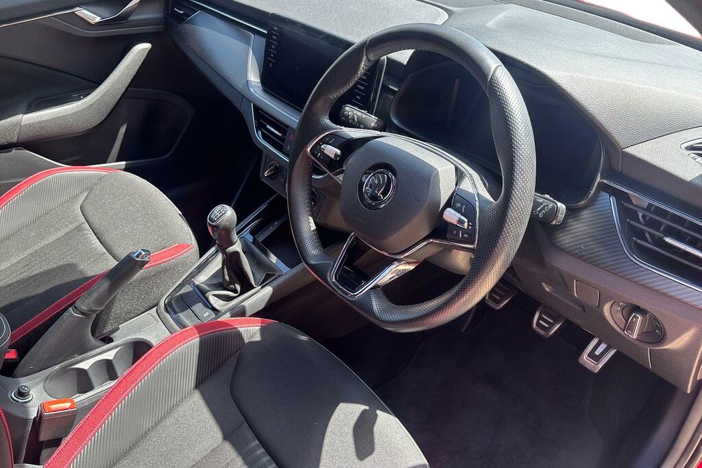 Skoda Scala 1.5 Tsi Monte Carlo Red #6
