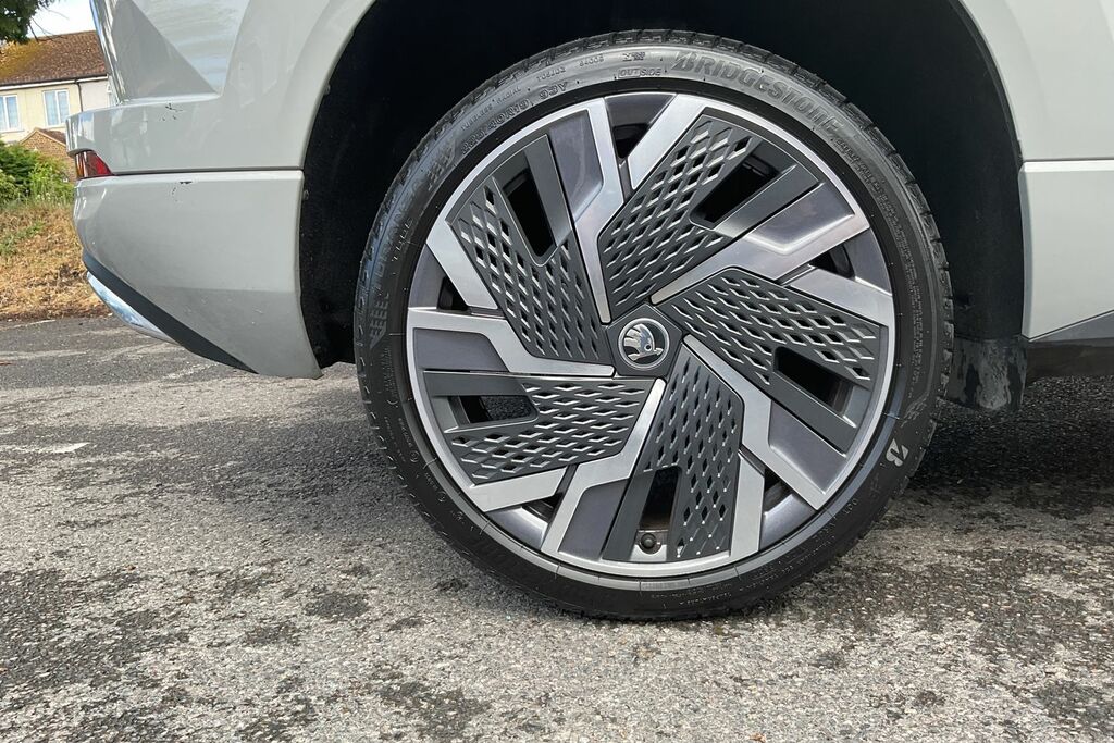 Skoda Karoq 1.5 Tsi Sportline Dsg Grey #5