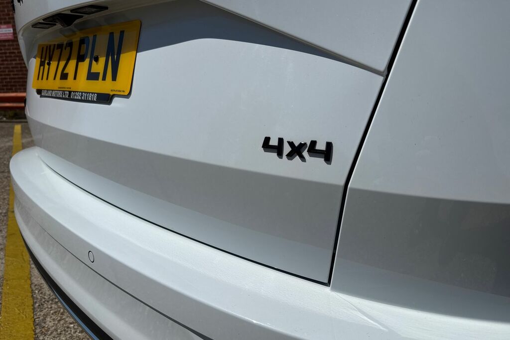 Skoda Karoq 1.5 Tsi Sportline Dsg White #32
