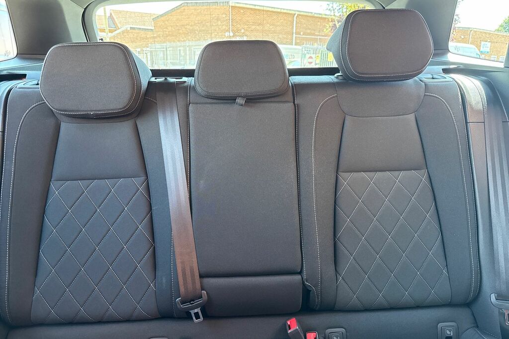 Skoda Karoq 1.5 Tsi Sportline Dsg White #24