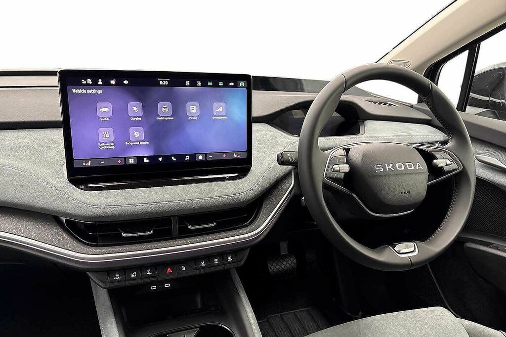 Skoda ENYAQ 210Kw 85 Edition 82Kwh Black #2