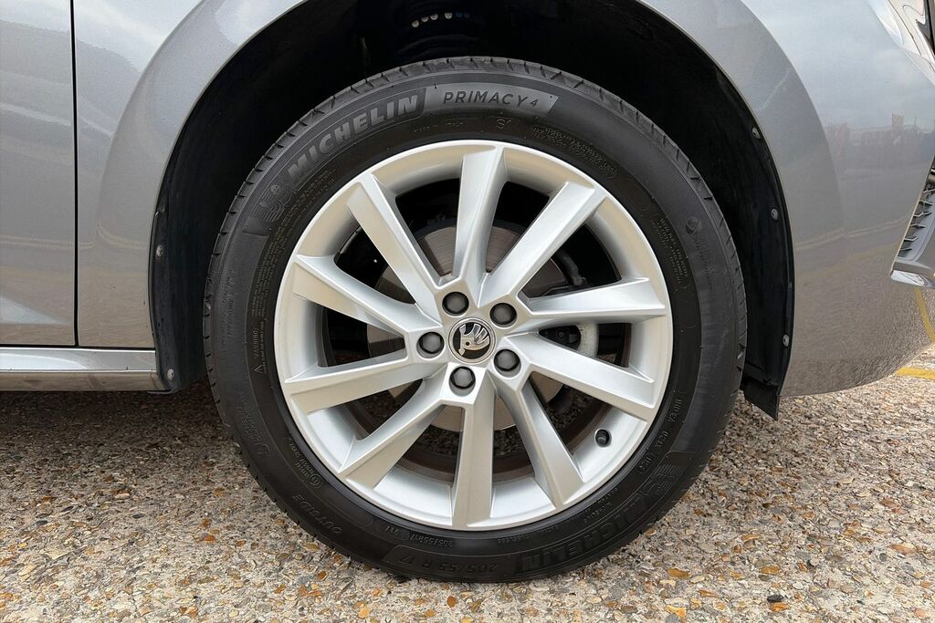 Skoda Kamiq 1.0 Tsi Se Grey #5