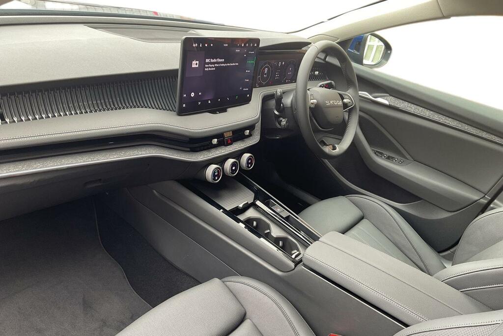 Skoda Superb 1.5 Tsi E-tec Mhev Se L Hatchback Hybri Blue #2