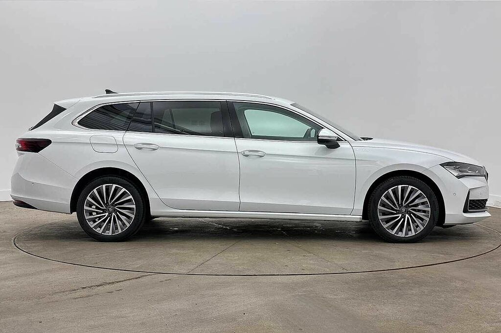 Skoda Superb 2.0 Tdi Laurin Klement Estate Dsg 4Wd White #4