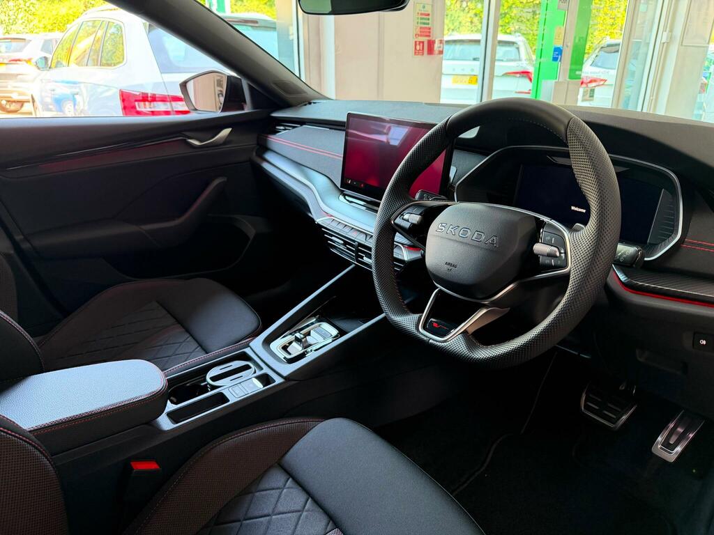 Skoda Octavia 2.0 Tsi Vrs Dsg Euro 6 Ss Red #6
