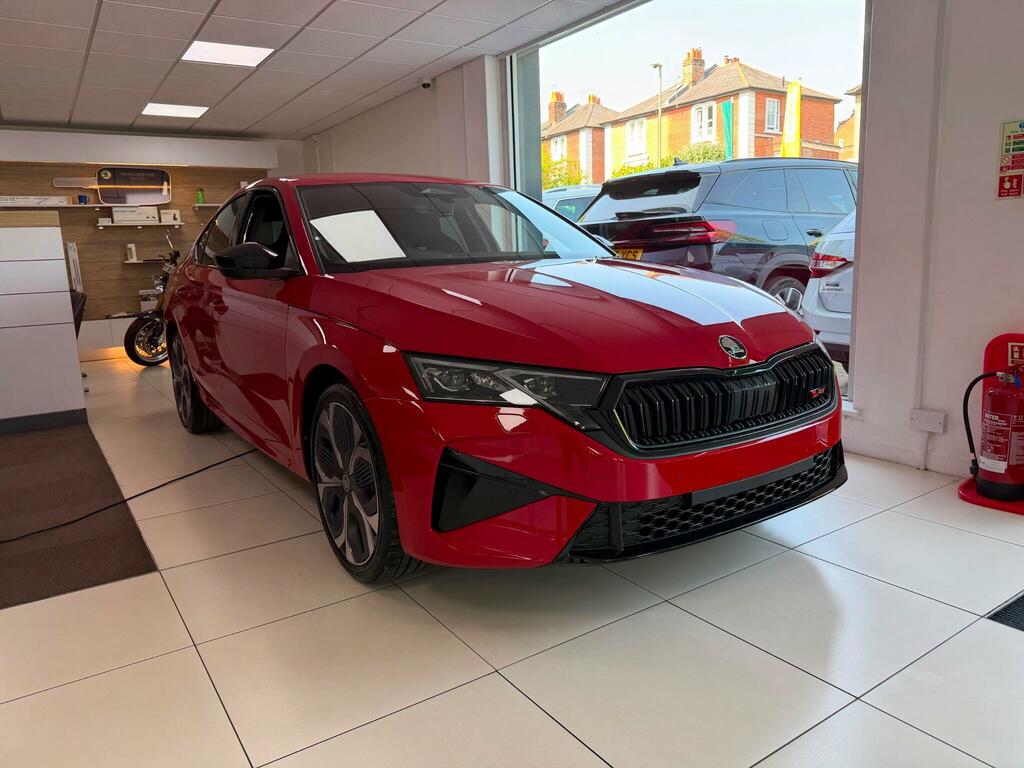 Skoda Octavia 2.0 Tsi Vrs Dsg Euro 6 Ss Red
