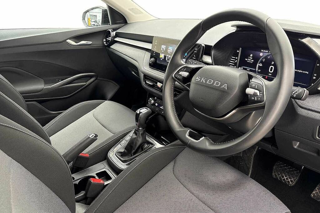 Skoda Fabia 1.0 Tsi 116 Design Edition Dsg Black #6