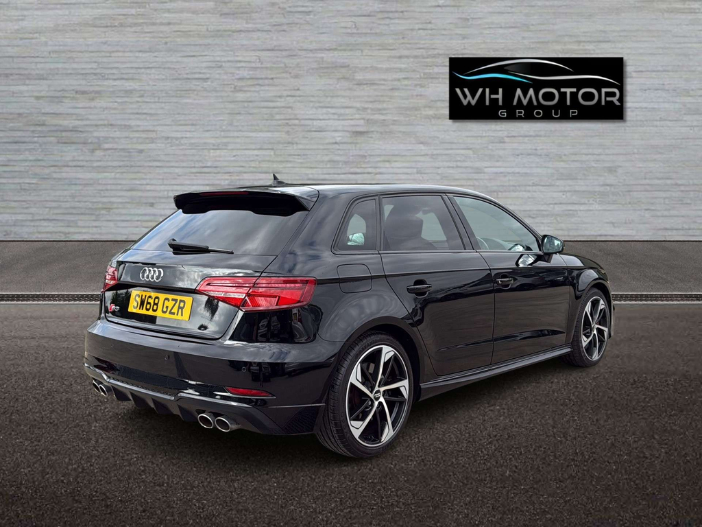 Audi S3 Sportback Tfsi Black Edition Quattro 4Wd SW68GZR Black #6