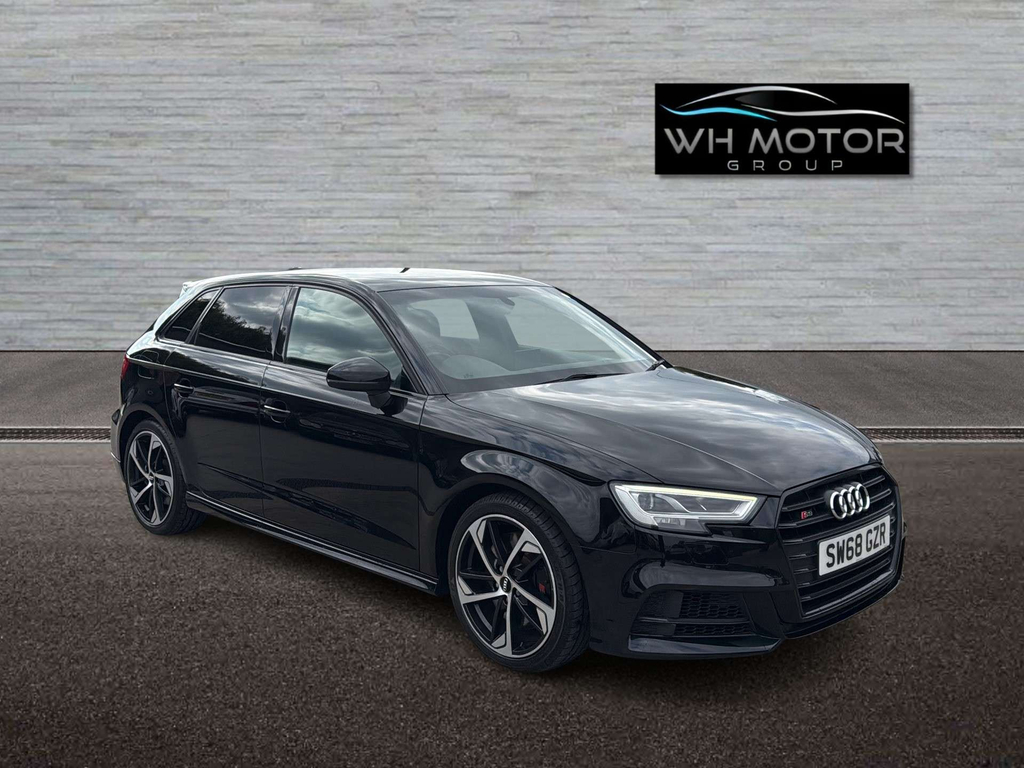 Audi S3 Sportback Tfsi Black Edition Quattro 4Wd SW68GZR Black #2