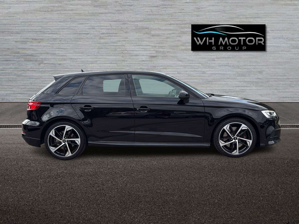 Audi S3 Sportback Tfsi Black Edition Quattro 4Wd SW68GZR Black #4