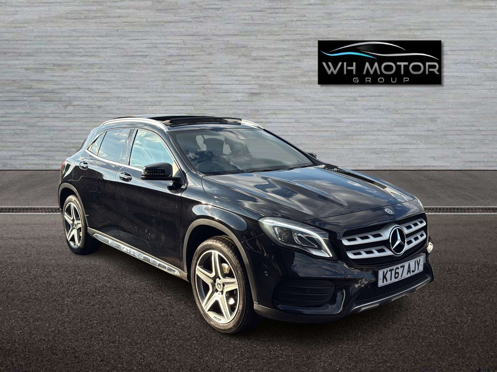 Mercedes-Benz GLA Class Amg Line Premium Black #2