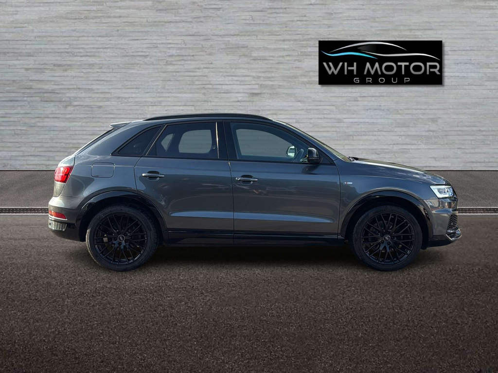 Audi Q3 Black Edition Tfsi #3