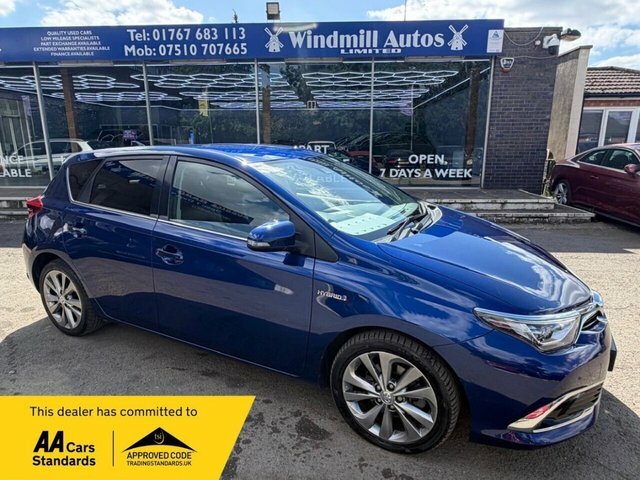 Toyota Auris Vvt-h Excel Hatchback Blue