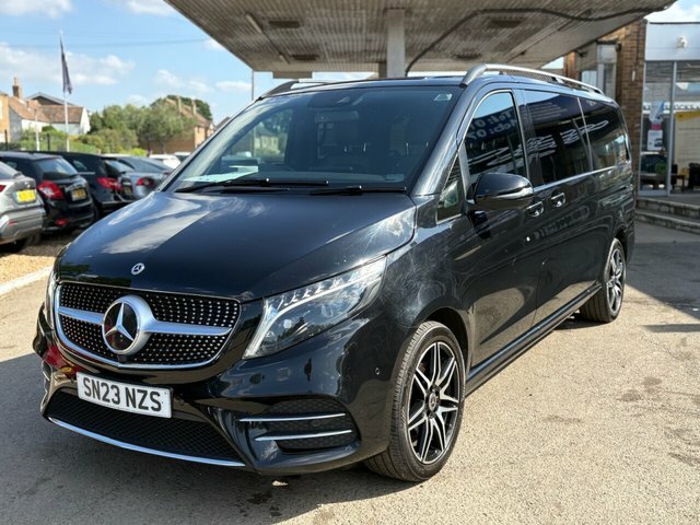 Mercedes-Benz V Class V300d Amg Line Mpv Black #4