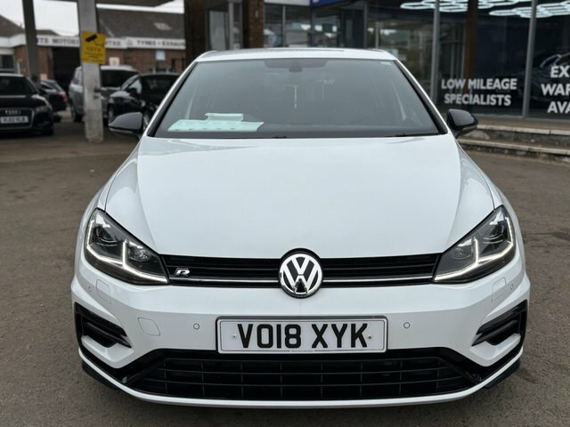 Volkswagen Golf Tsi R Hatchback VO18XYK White #3