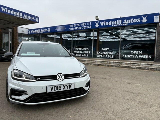 Volkswagen Golf Tsi R Hatchback VO18XYK White #2