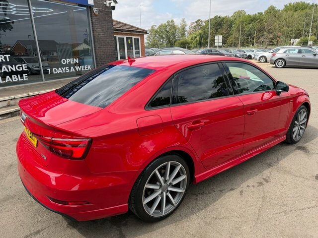 Audi A3 Tfsi Cod Black Edition VE18BKX Red #5