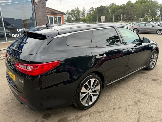 Kia Optima Crdi 3 Sportswagon Black #4