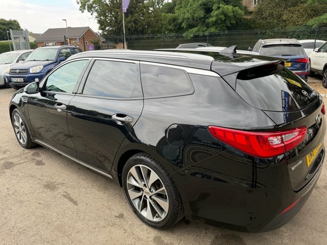 Kia Optima Crdi 3 Sportswagon Black #3