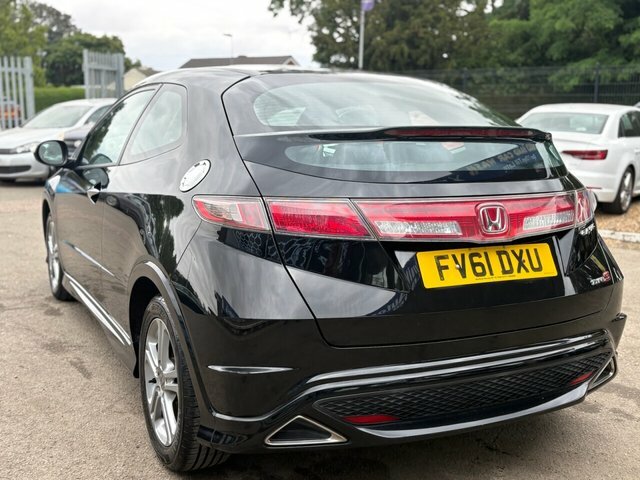 Honda Civic I-vtec Type S Hatchback Black #5