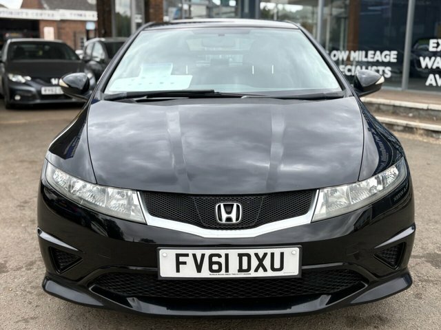 Honda Civic I-vtec Type S Hatchback Black #2