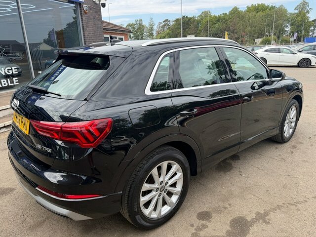 Audi Q3 Tfsi Cod 35 Sport Black #4