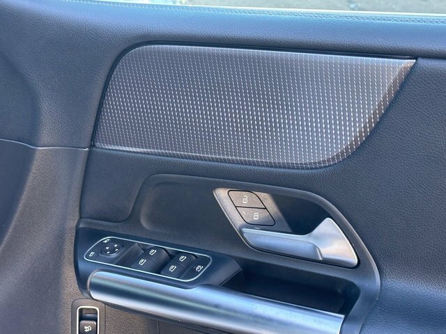 Mercedes-Benz B Class B200d Amg Line Premium Blue #65