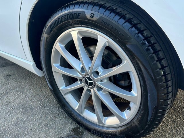 Mercedes-Benz B Class B200d Amg Line Premium Blue #69