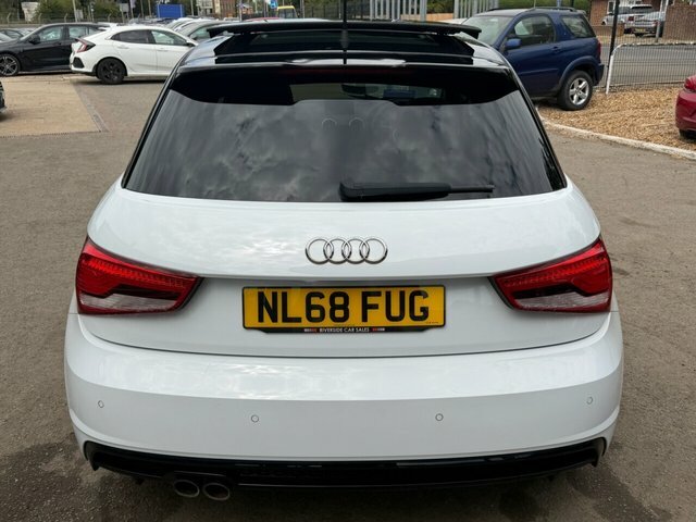 Audi A1 Tfsi Black Edition Sportback Black #6